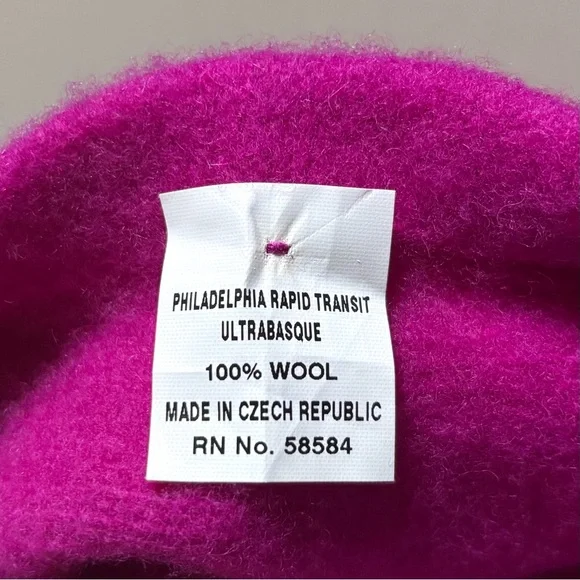 Chic Color Pop Fuchsia French Beret 100% Czech Wool Headwear Basque Hat - Picture 6 of 6